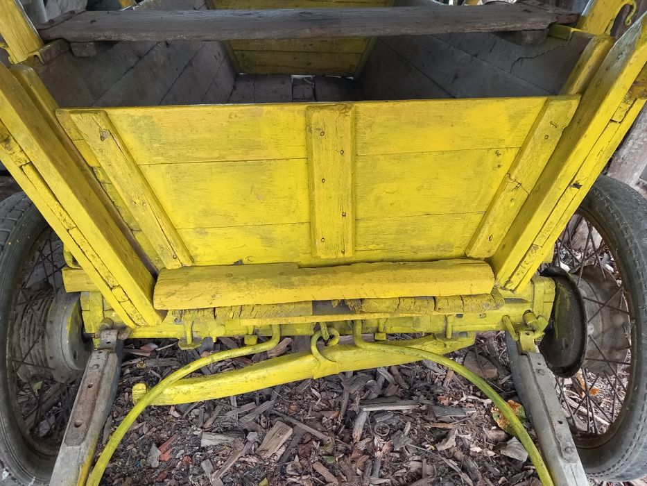 Каруца за впрягане на магаре ,конче или за декорация на  вилата.