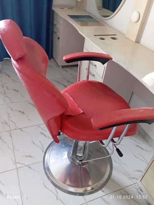 Ани в хорошем состояние почти все новые