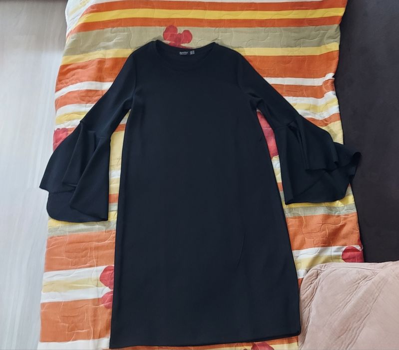 Рокли  с  пайети-40лв.