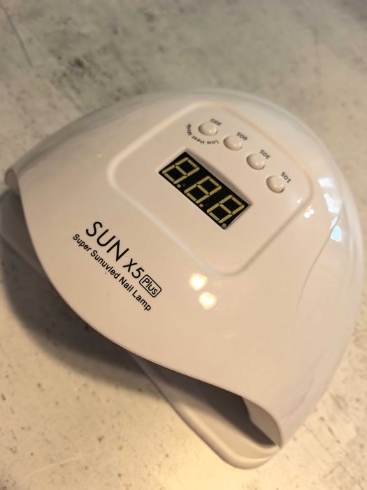 LED лампа за гел лак