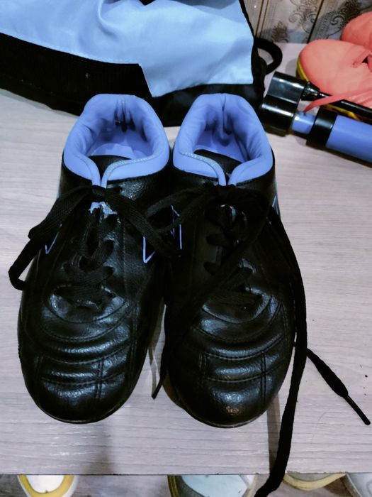 Продам сороконожки размер 31