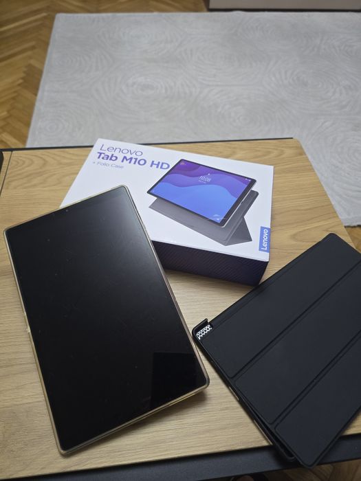 Doua tablete plus boxa JBL Flip6 cadou