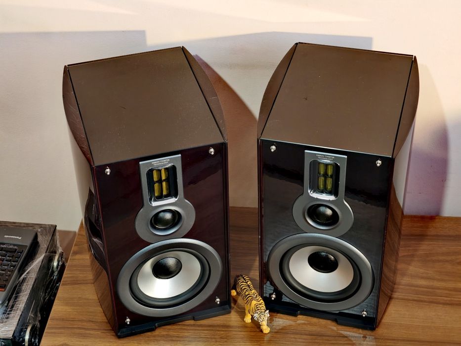 Philips MCD-908. Boxe de mare rafinament. Cap serie. Preț fix !