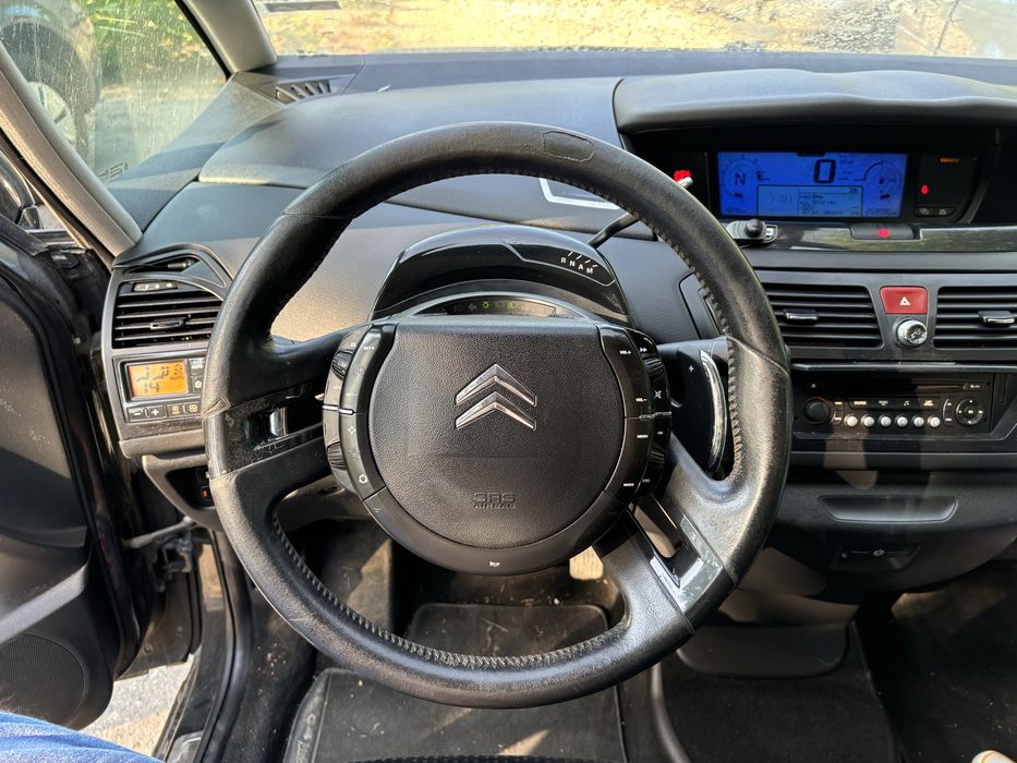 Ситроен С4 Гранд Пикасо 2.0 бензин на части.