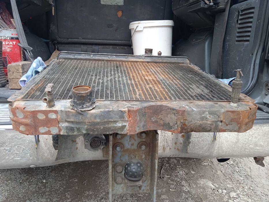 Продам радиатор газ 53 б/у