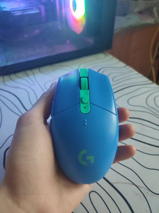 Мышька logitech lightspeed g304