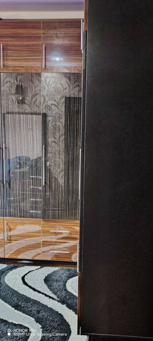 Срочно Продаётся шкаф и комод