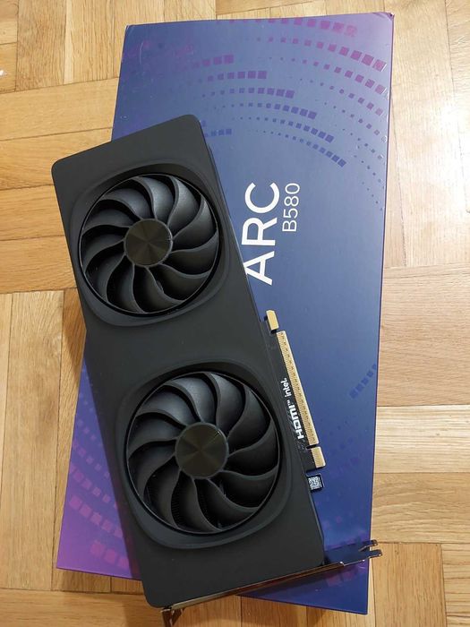 Intel Arc B580 12GB , видео карта