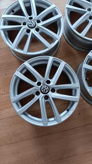 Jante 17 VW Passat Tiguan Skoda Superb Kodiaq Seat Tarraco 5x112 ET40