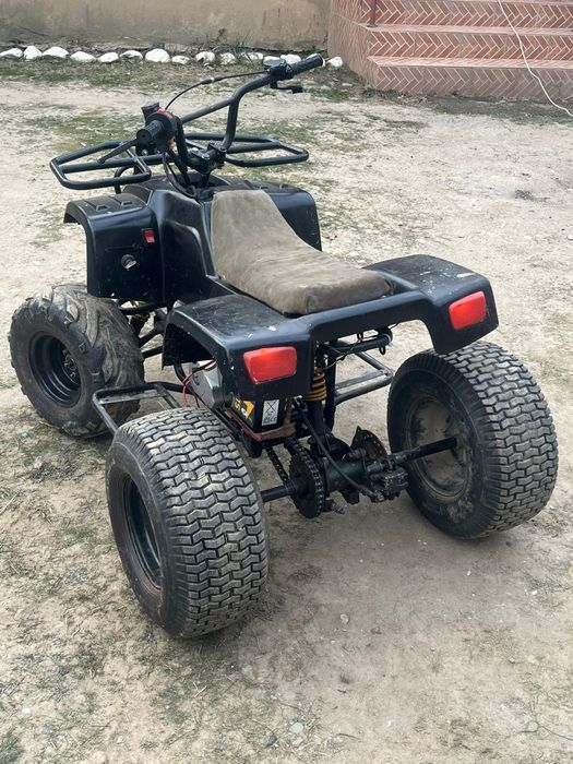 Vand sau schimb atv 125c