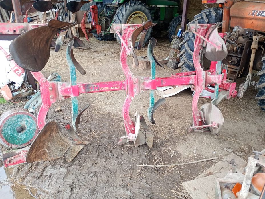 Plug reversibil 3 brazde Vogel Noot nu Goizin