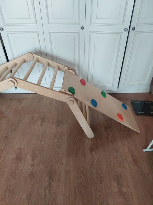 Детская горка и лесенка