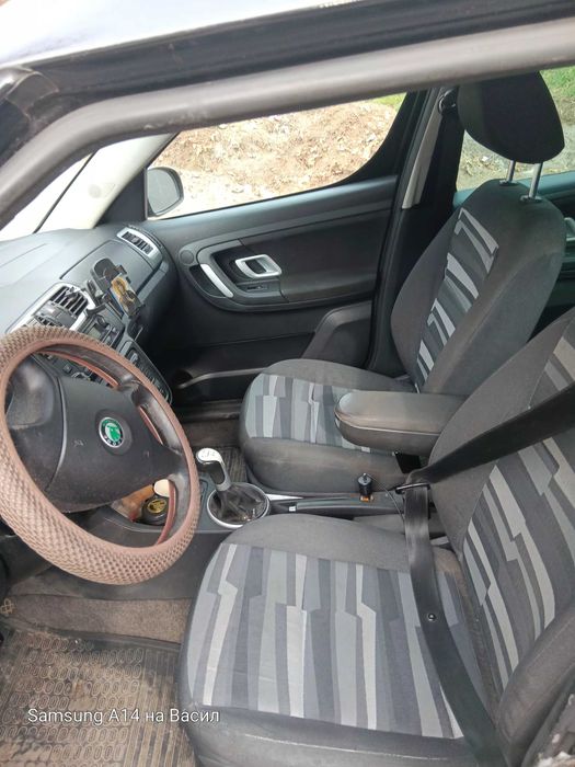 Продавам автомобил шкода румстър