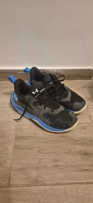 Adidasi Under Armour Spawn 3