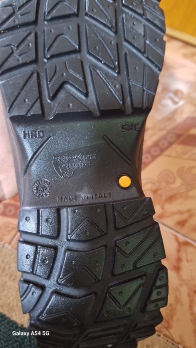 Vând bocanci Red Wing Shoes