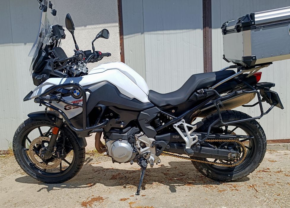 Motocicleta BMW F750 GS