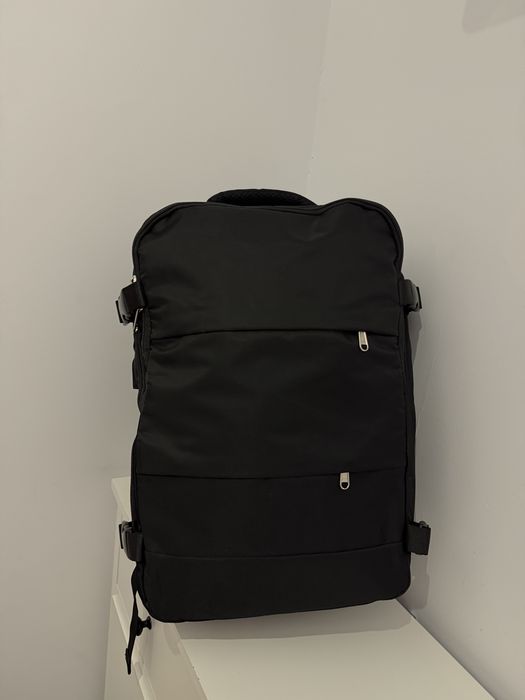 Ghiozdan cu vacuum / Rucsac avion Wizz Air Ryanair