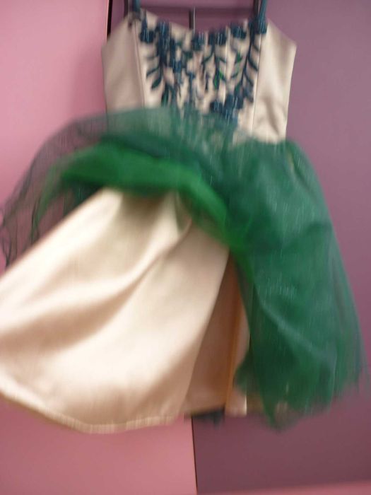 Абитуриентска рокля