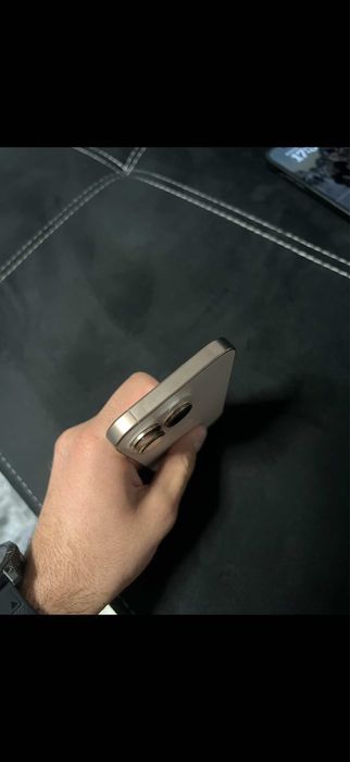 Iphone 16 pro,Desert titanium.Много запазен!