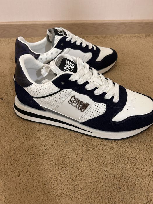 Cavalli class мужские кроссовки 43,,45 размеры ест