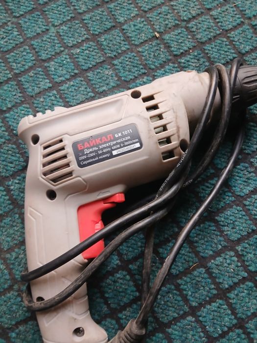 Болгарка..шруповер..17000 обоих