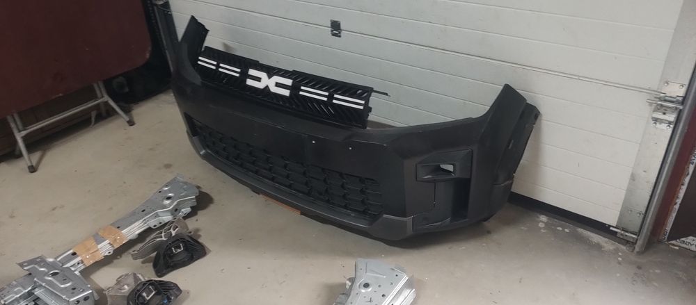 Bara fata , trager , lonjerone, faruri etc. Dacia Bigster 1.8 hibrid