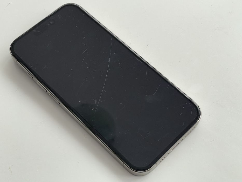 Iphone 15 Pro Natural Titanium piese