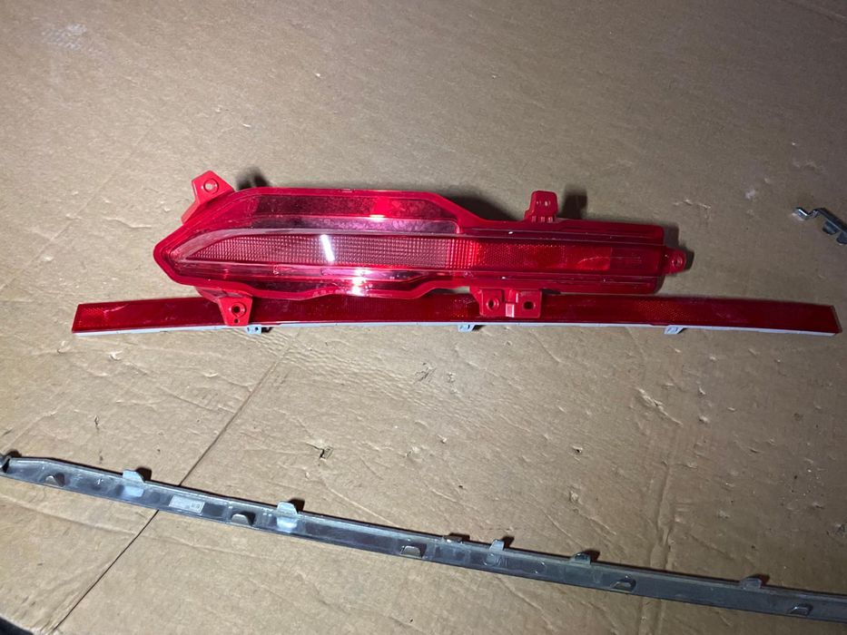 Stop Hyundai Santa Fe 4 2019 - 2023 reflectorizant lampa ceata