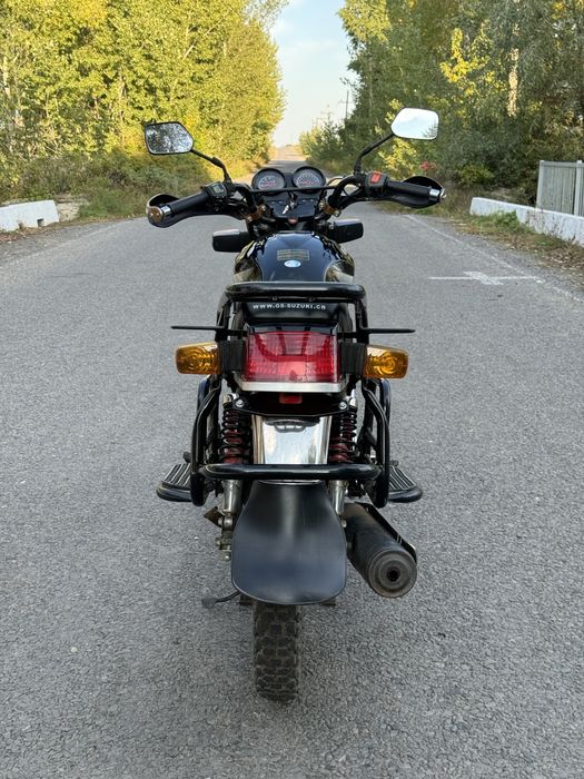 Мотоцикл GSX suzuki 200 кубов