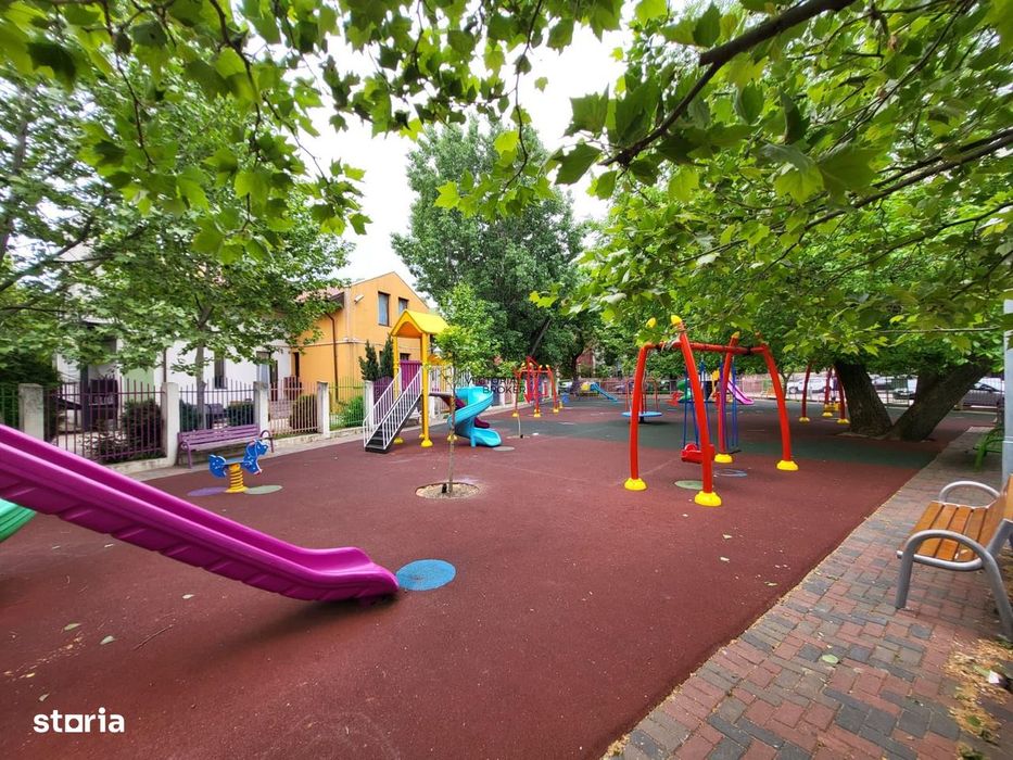 H-4 Camere  Fix Langa Metrou, Scoala Si Parc