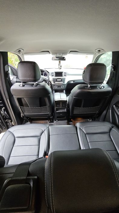 Mercedes ML -  schimb cu Miniescavator