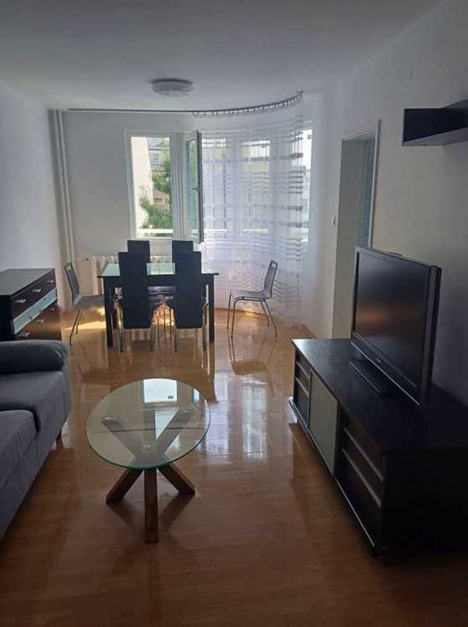 Дава се под наем Двустаен апартамент в София, Драгалевци - 74 кв.м за 650 € - Снимка #1