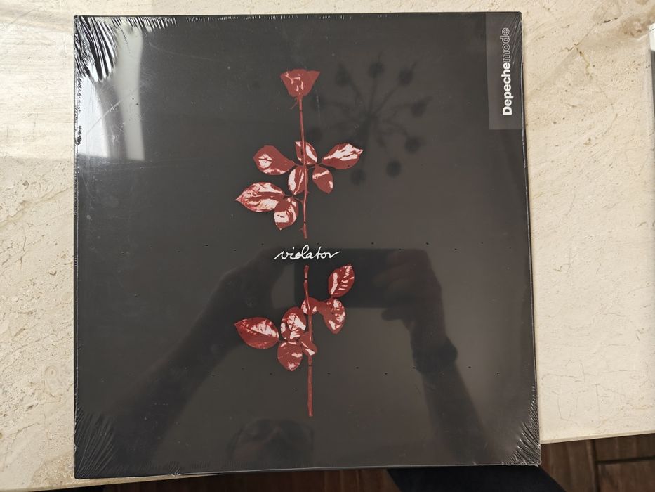 Discuri vinyl sigilate muzică