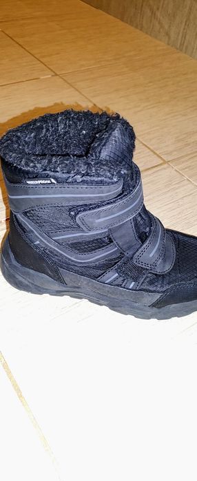 Детски боти водоустойчиви