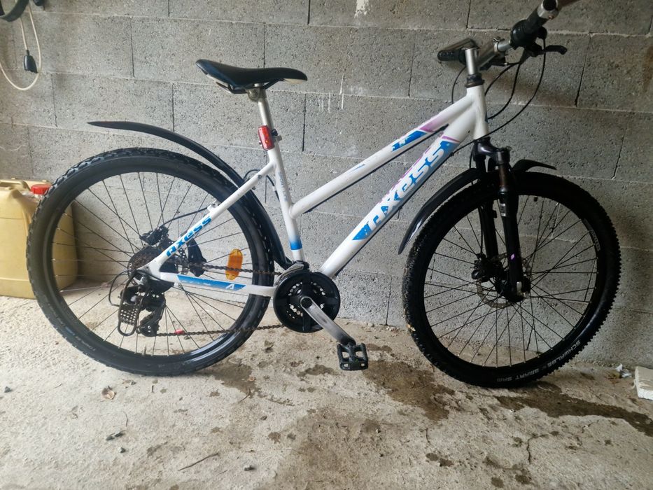 Vând bicicleta Axess discuri față spate import Germania