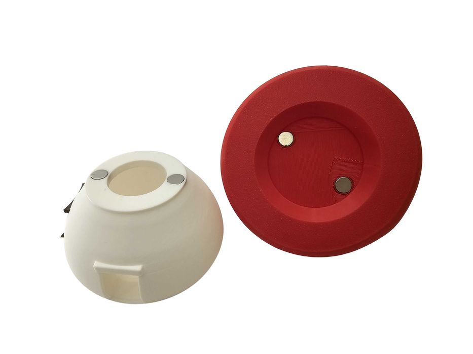 Casuta Strumfi - diverse modele cu inchidere magnetica
