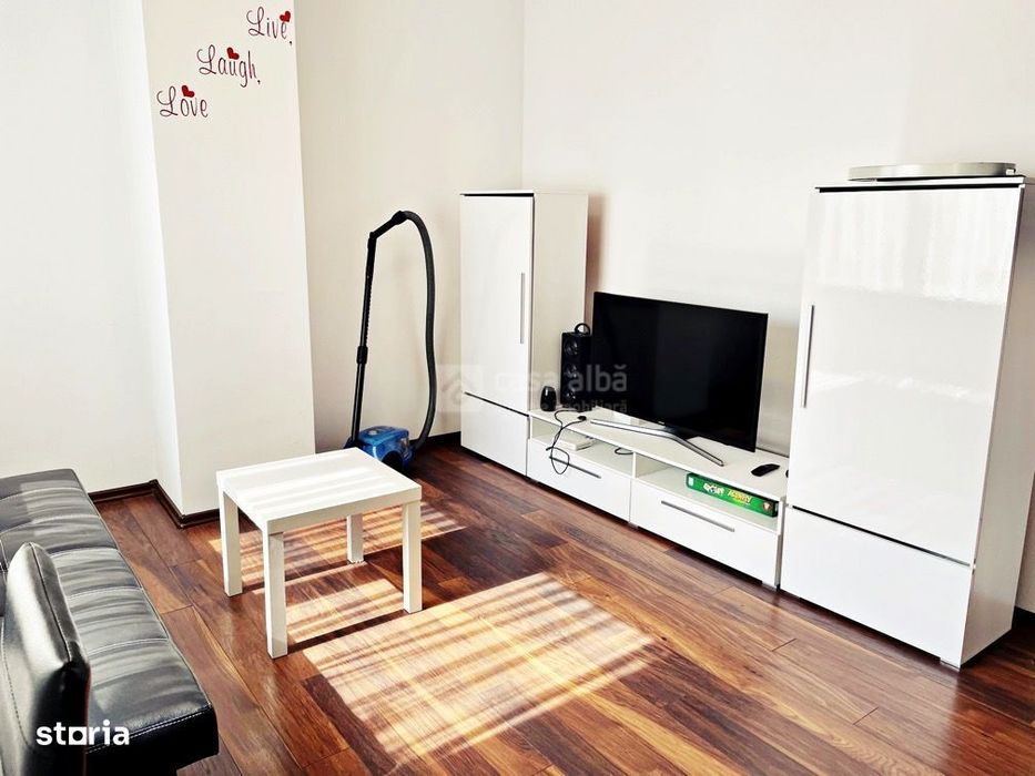 Zona Centrala, apartament cu 2 camere modern — fotografia 1