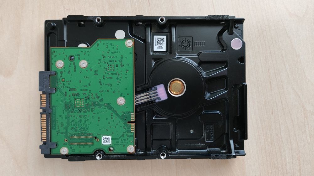 Жёсткий диск 1 террабайт