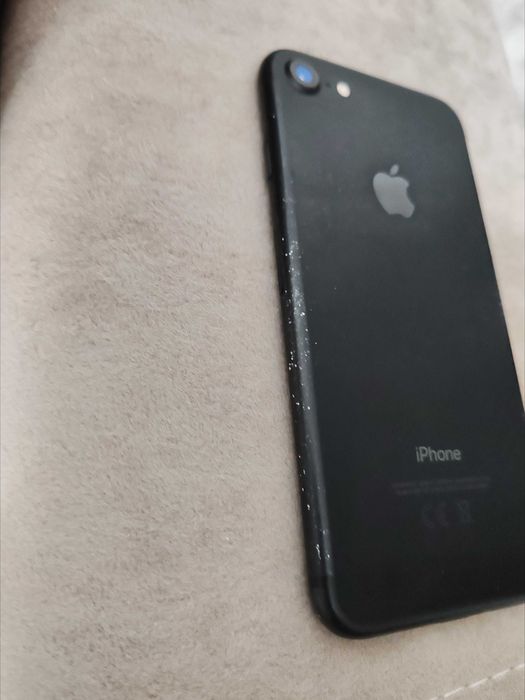 IPhone 7 черный матовый 32 гб