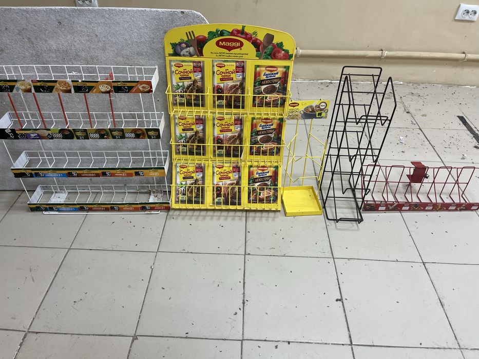 Продам магазинные оборудование