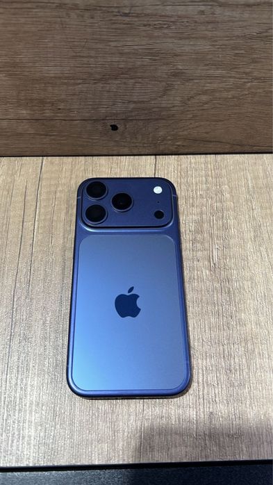 Макет IPhone 17 pro