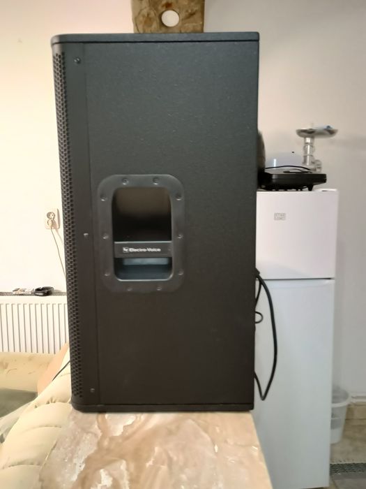 Boxe Electrovoice ELX115, amplificator E800 , mixer digital Yamaha