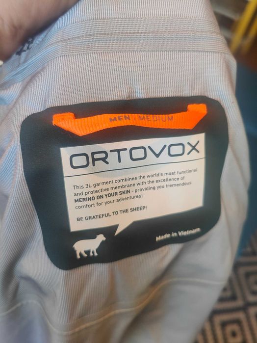 Geaca Schi Barbati Ortovox Dermizax Marime M