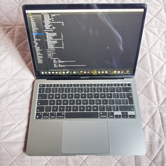 Apple macbook air M1