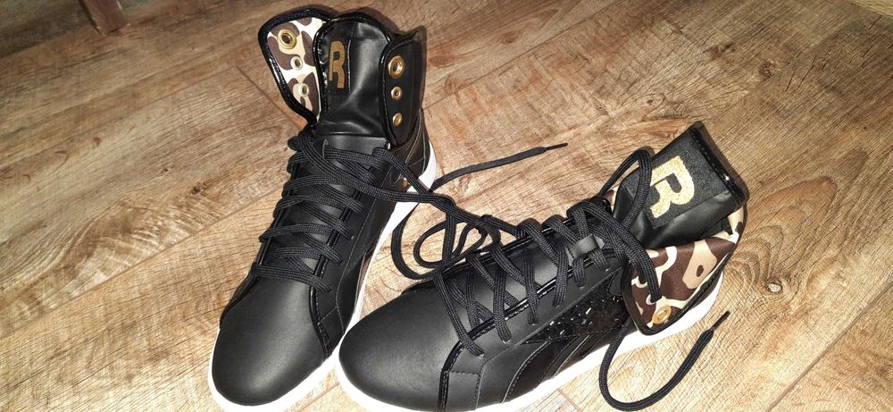 н.40 Reebok  sneakers