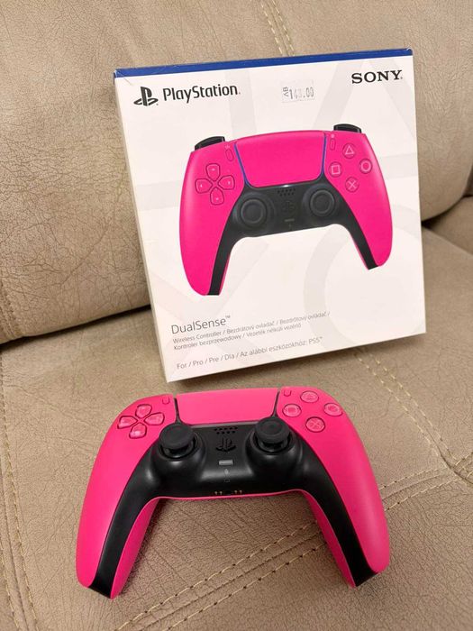 PS5 DualSense контролер – почти нов, розов, с кутия