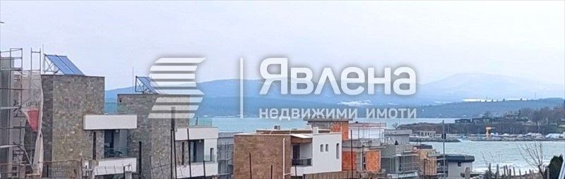 Тристаен апартамент в Крайморие с прекрасна голяма веранда! ТОП ЦЕНА!