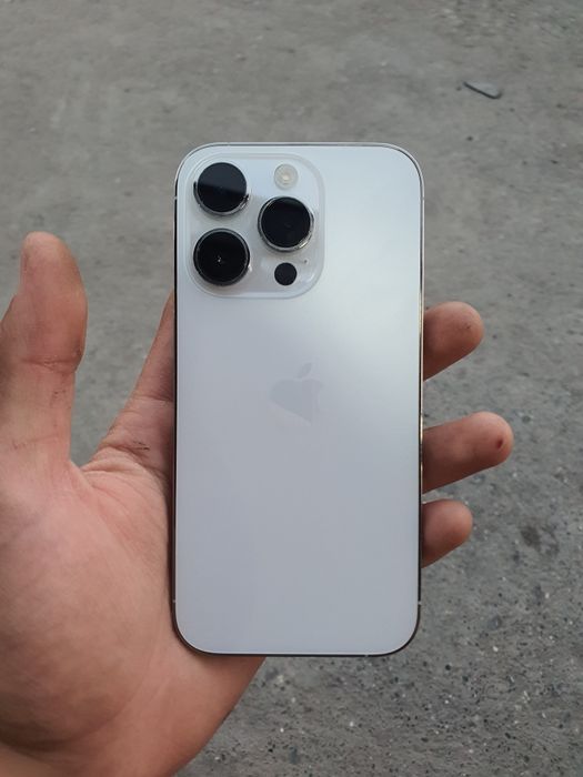 iPhone.    14pro