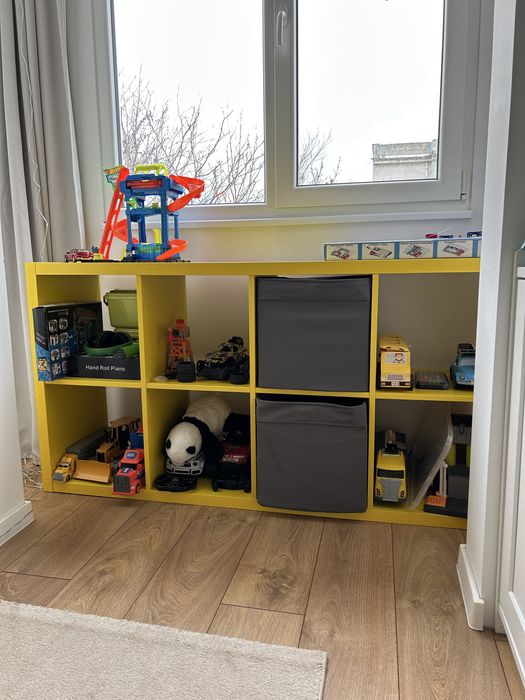 Етажерка/ шкаф Икеа жълт