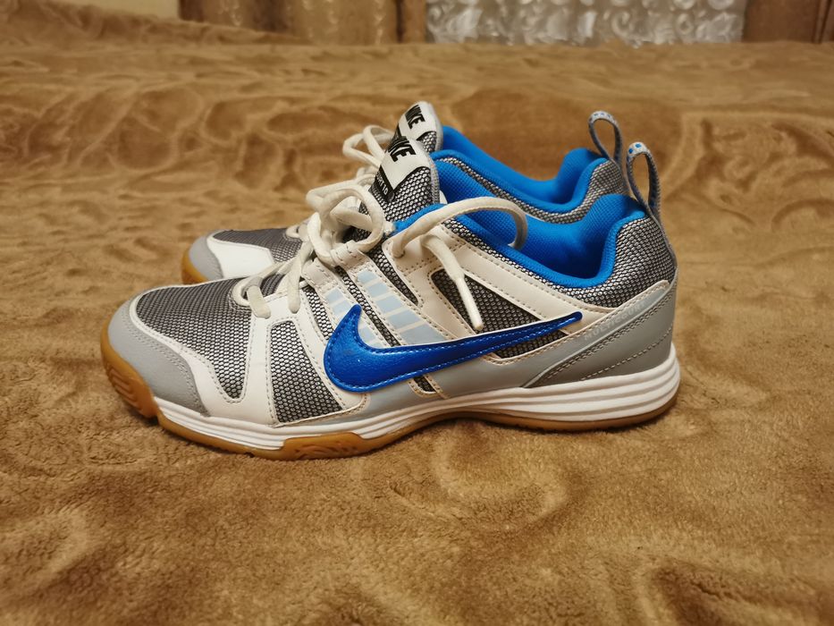 Adidasi Nike nr 38.5